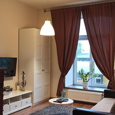 Studio Flat In A Historical XIX C. Building. Kaunas Kültér fotó