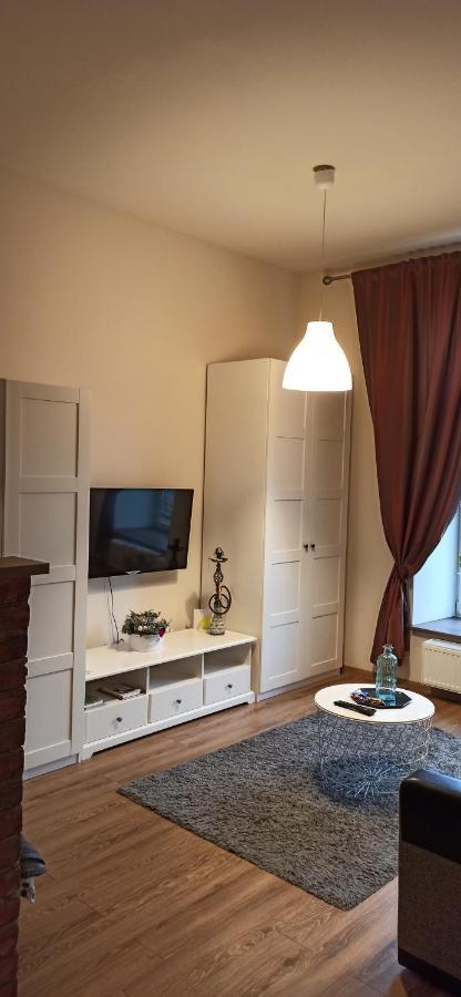 Studio Flat In A Historical XIX C. Building. Kaunas Kültér fotó