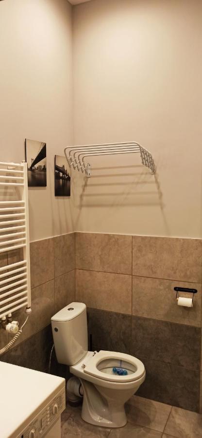 Studio Flat In A Historical XIX C. Building. Kaunas Kültér fotó